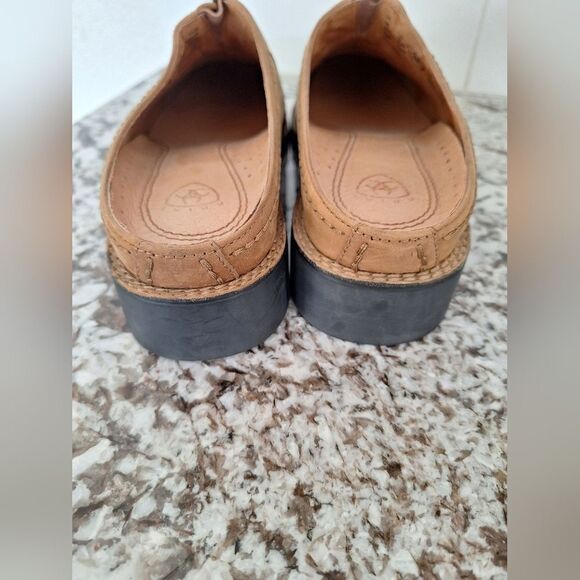 Womens Ariat Tan Leather Mules Shoes Clogs Slip-On  9.5 - Picture 4 of 8